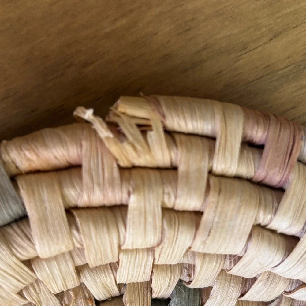 Vintage Handwoven Wicker Pastel Southwestern Basket Casserole HotPad Wall‎ Decor